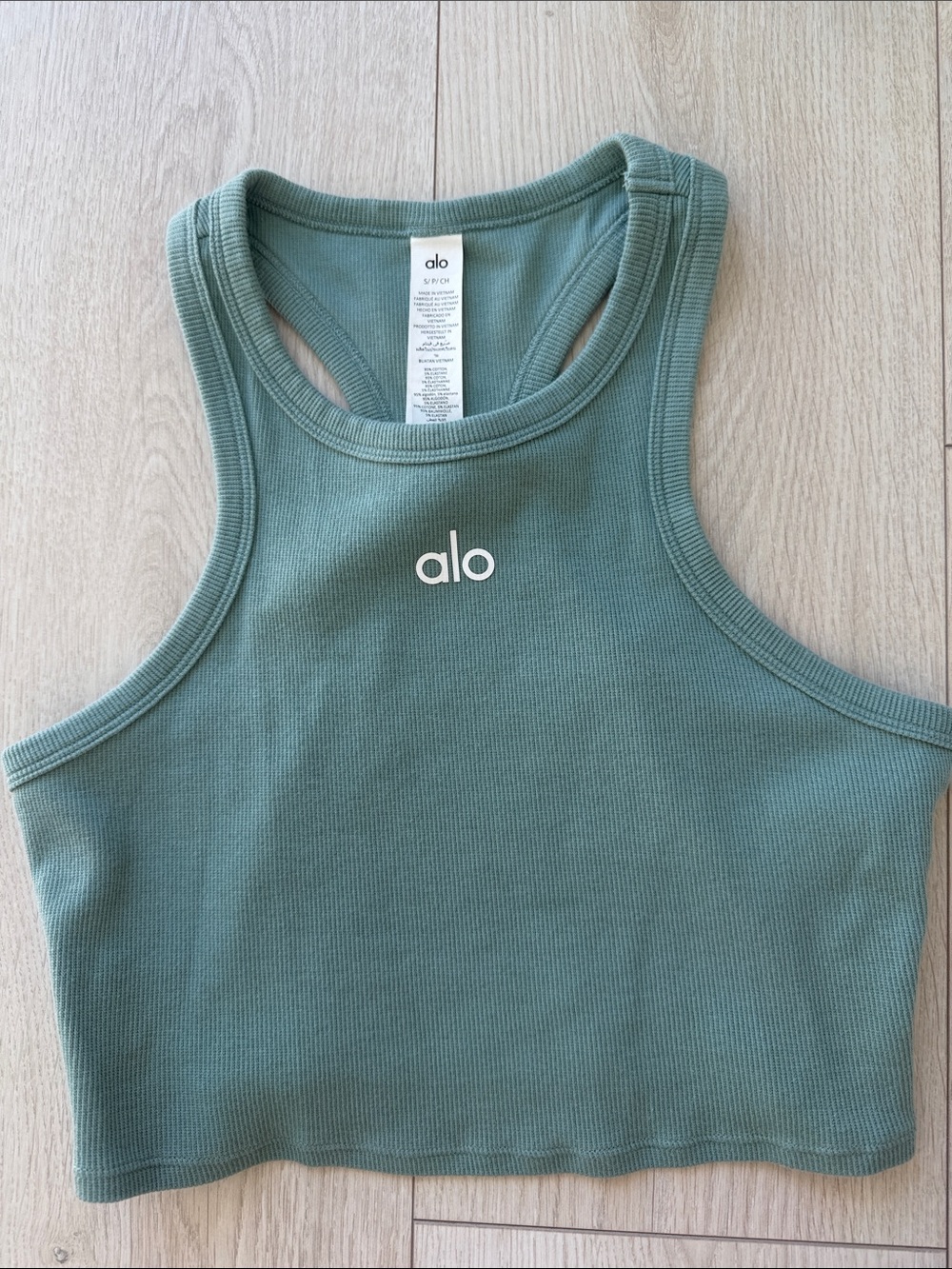 ALO Yoga Aspire Tank Limestone Sage Green Small. NWOT